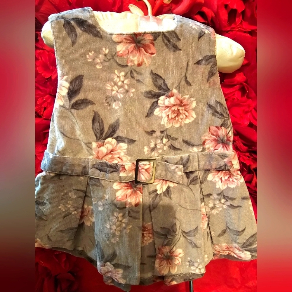 Minibasix 6 mths (12-15 lbs) Grey courdoroy romper dress with pink flowers
